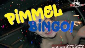 Pimmelbingo mit einer dünnen deutschen Latina Teen